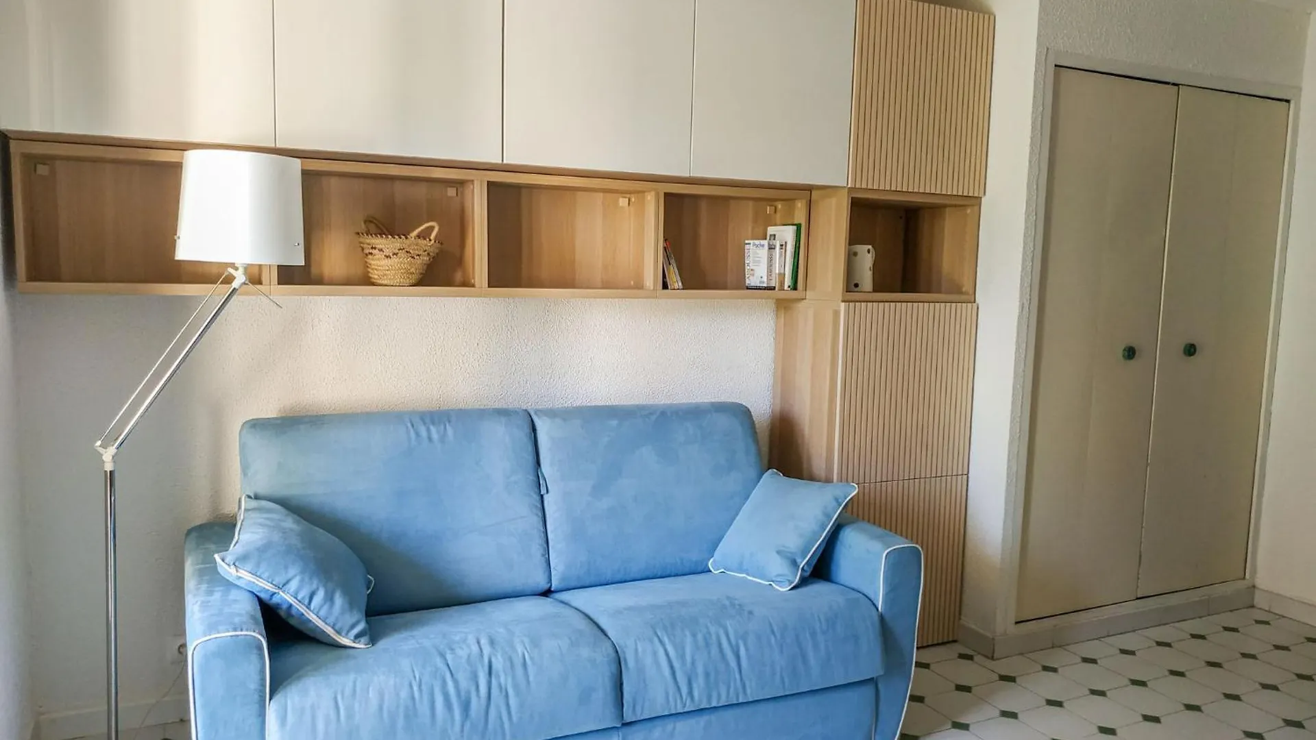 Apartment Jardins De La Mer-10 By Interhome Saint-Cyr-sur-Mer