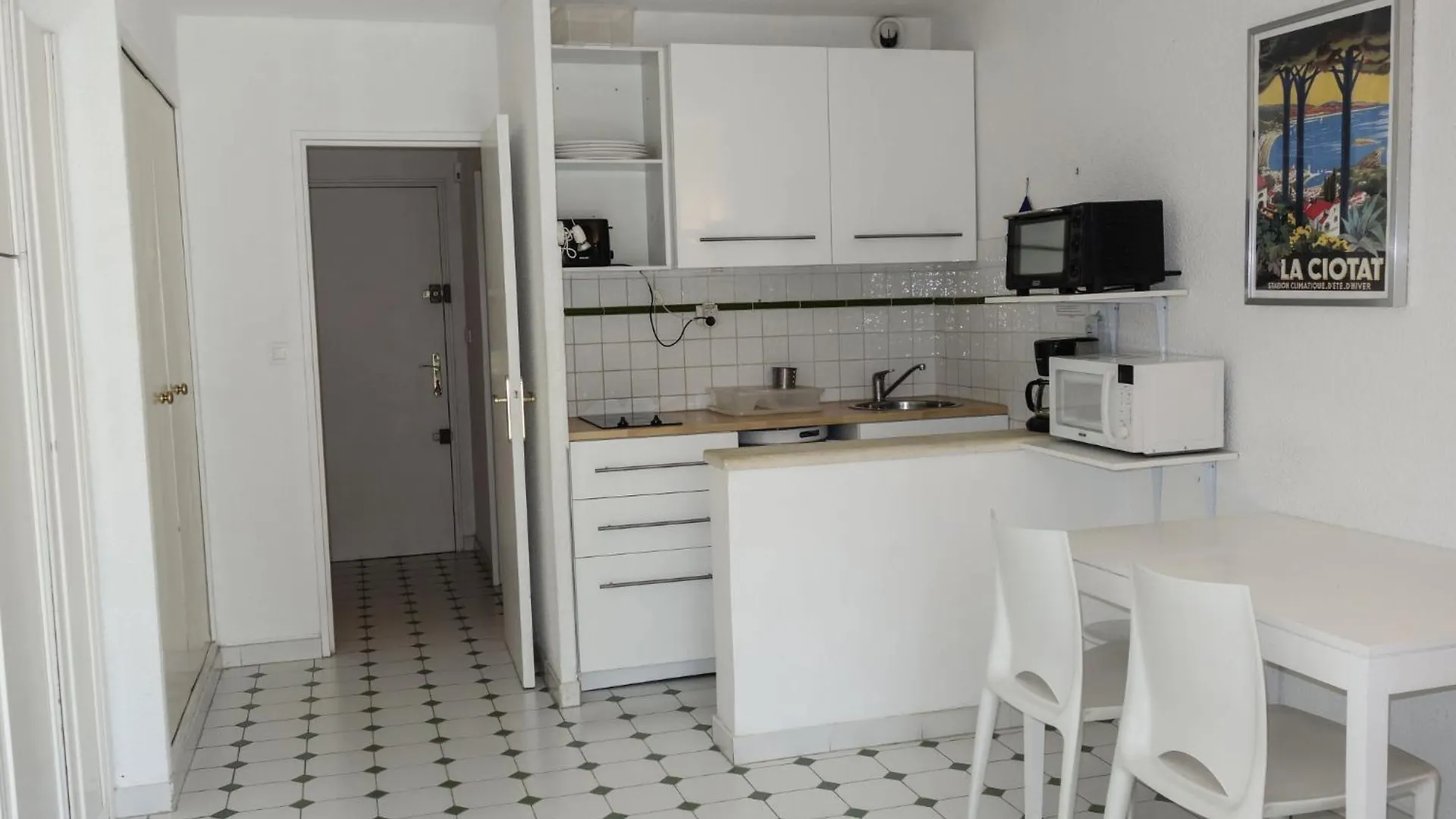Apartment Jardins De La Mer-10 By Interhome Saint-Cyr-sur-Mer France