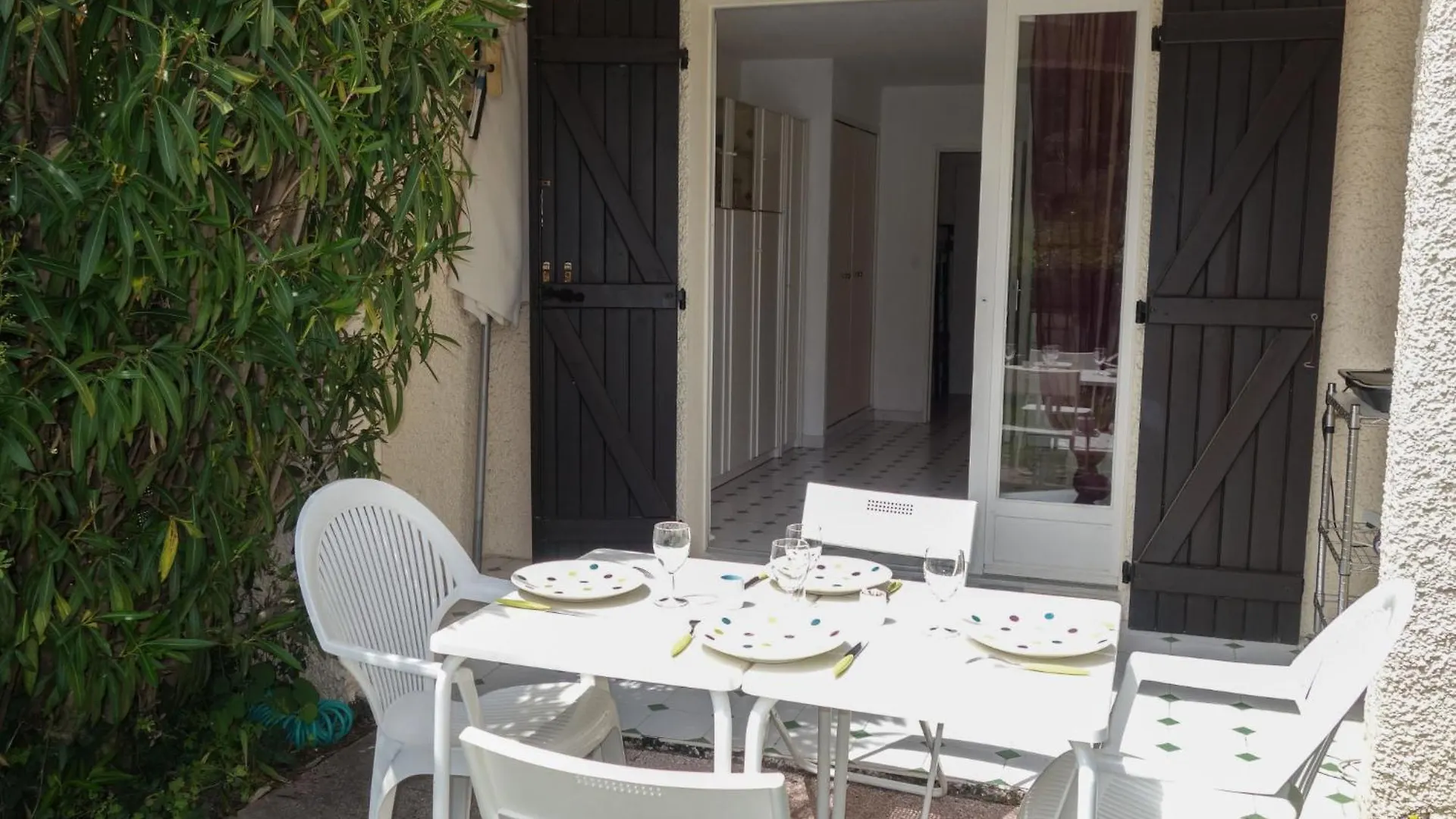 Apartment Jardins De La Mer-10 By Interhome Saint-Cyr-sur-Mer