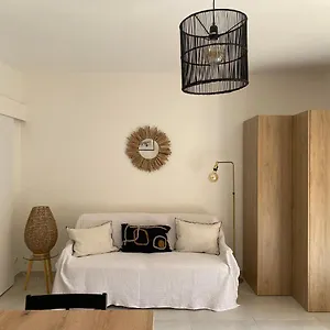  Appartement Avec Terrasse, Jardin, Parking En Bord De