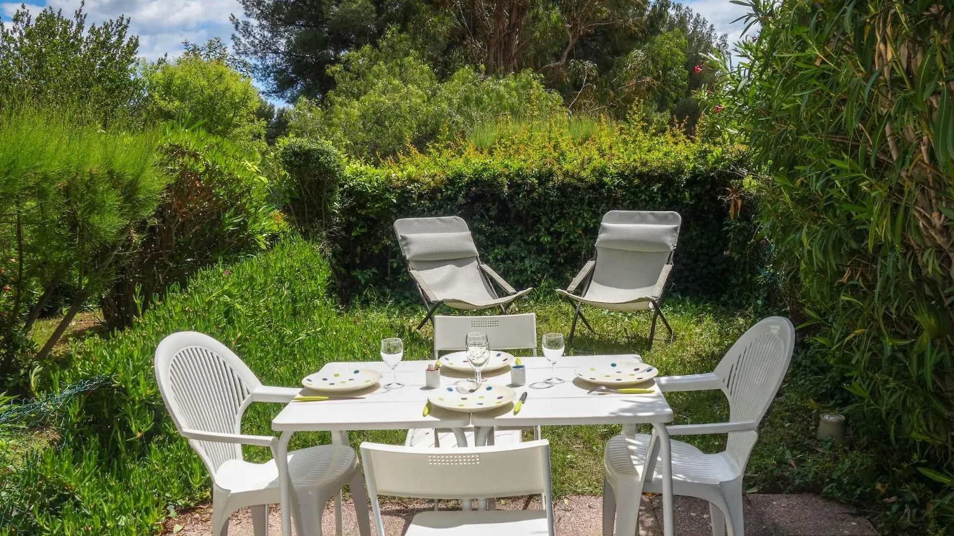 Apartment Jardins De La Mer-10 By Interhome Saint-Cyr-sur-Mer